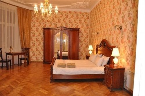 Oid Town Apartments Lviv Ngoại thất bức ảnh